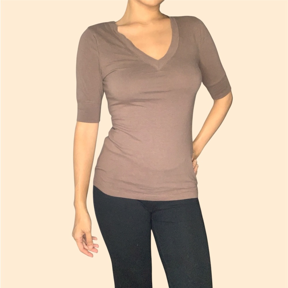 Cute Shabby Chic Brown V-Neck Women's Top Previously Worn in Good Condition